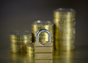 Золотые монеты под замком