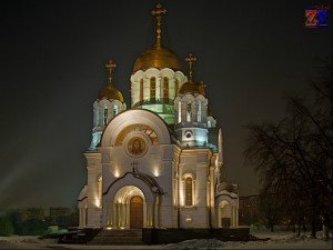 Образ церкви в сновидениях тоже трактуется по-разному